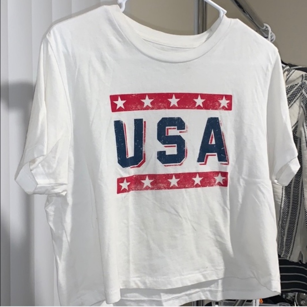 Cropped USA shirt